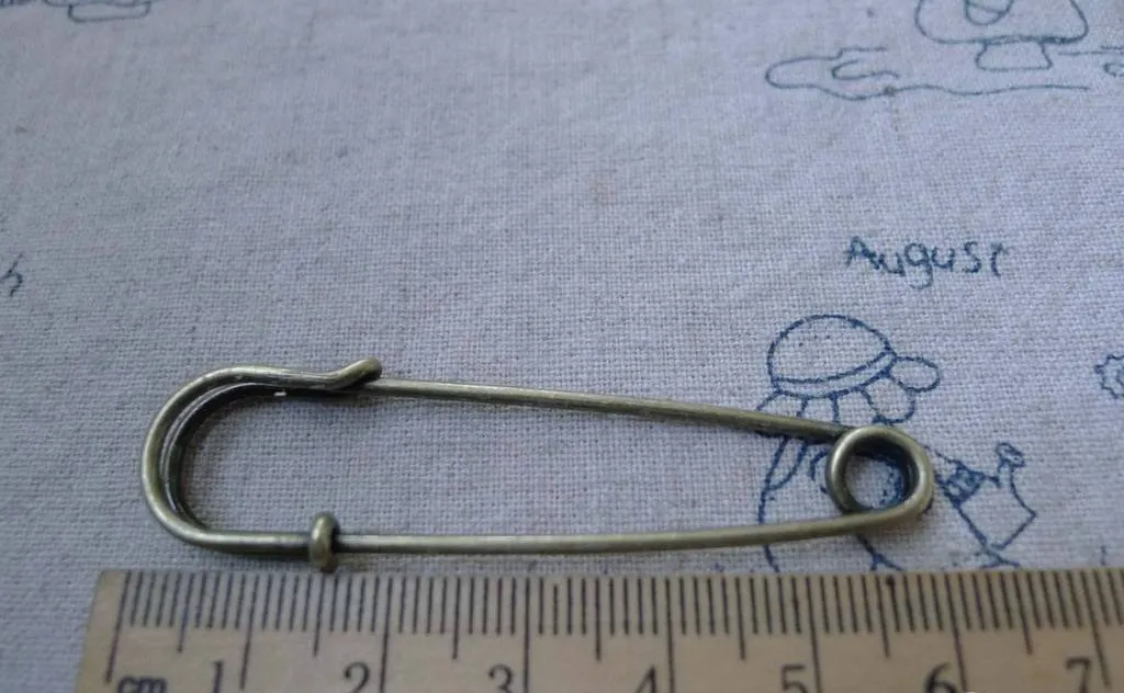 10 pcs Antique Bronze Kilt Safety Pins Broochs A7640