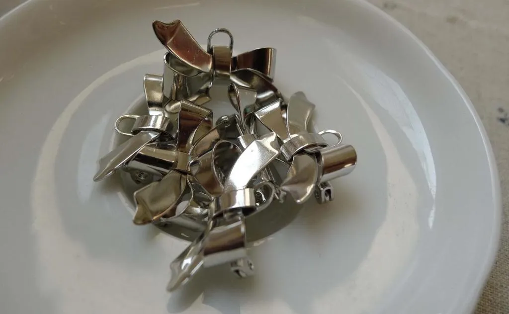 10 pcs White Gold Tone  Bow Safety Pin Brooch  A6263