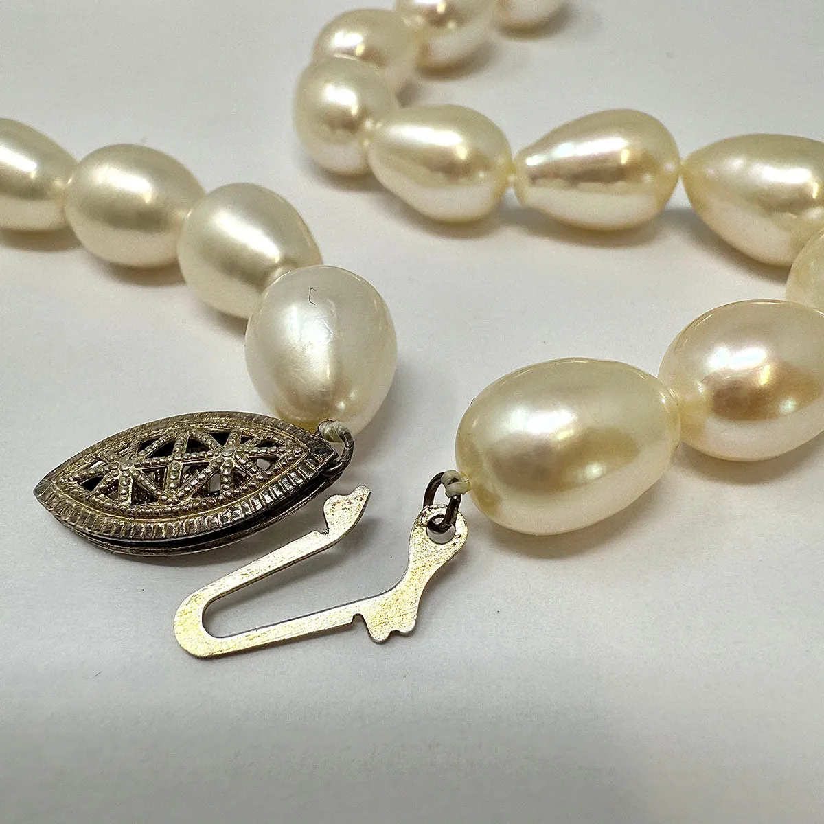 18" Freshwater Pearl Necklace with 14K White Gold Clasp