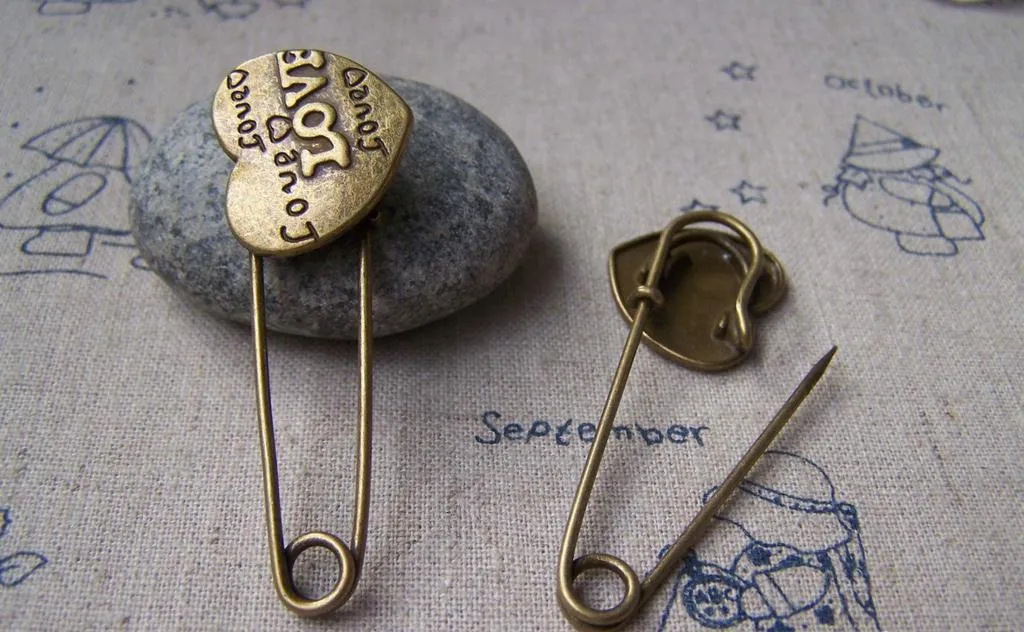 6 pcs Antique Bronze Love Heart Safety Pin Brooch Findings A2952