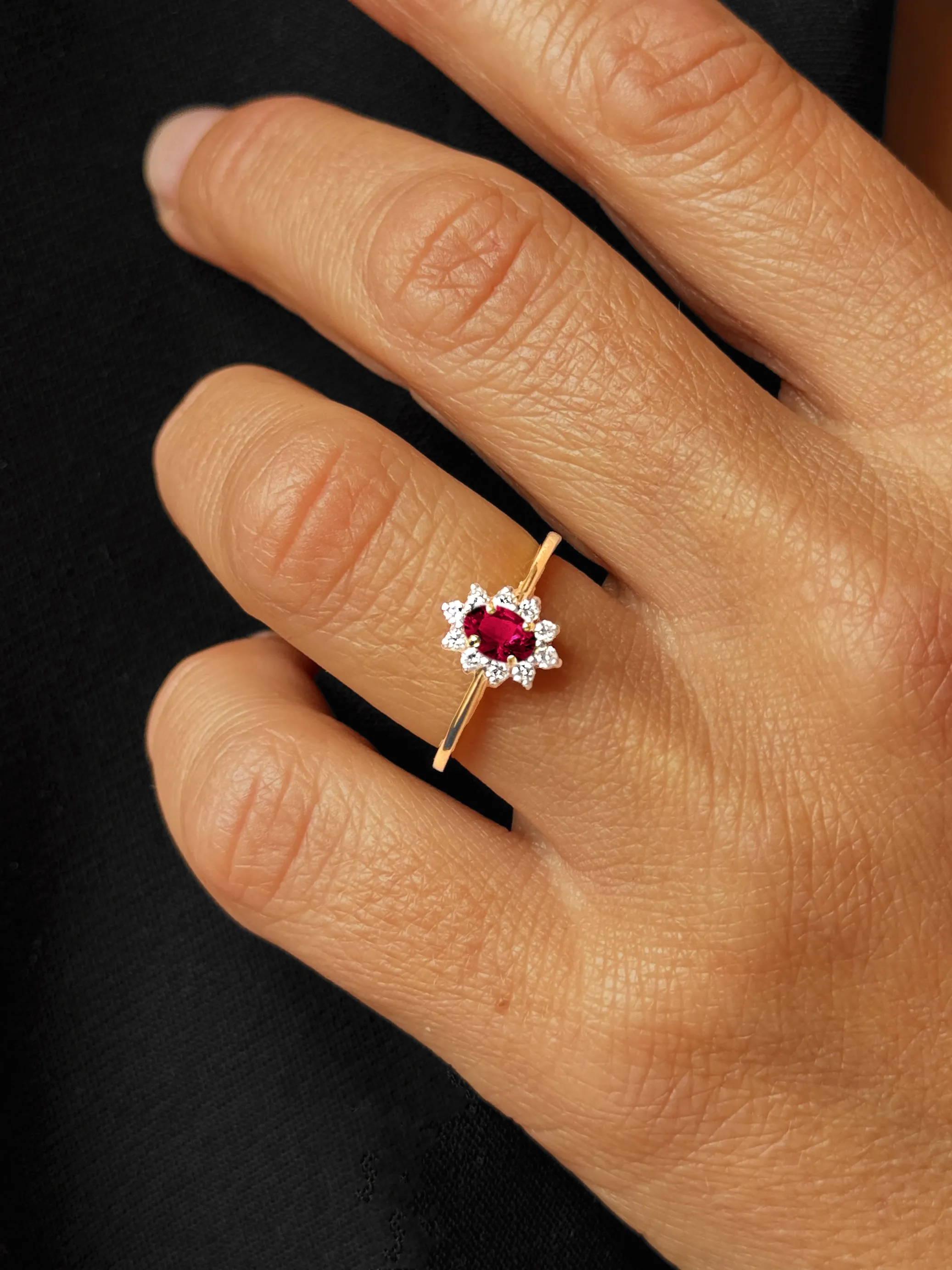 9k Yellow Gold Ring Set with HSI Diamond and Ruby