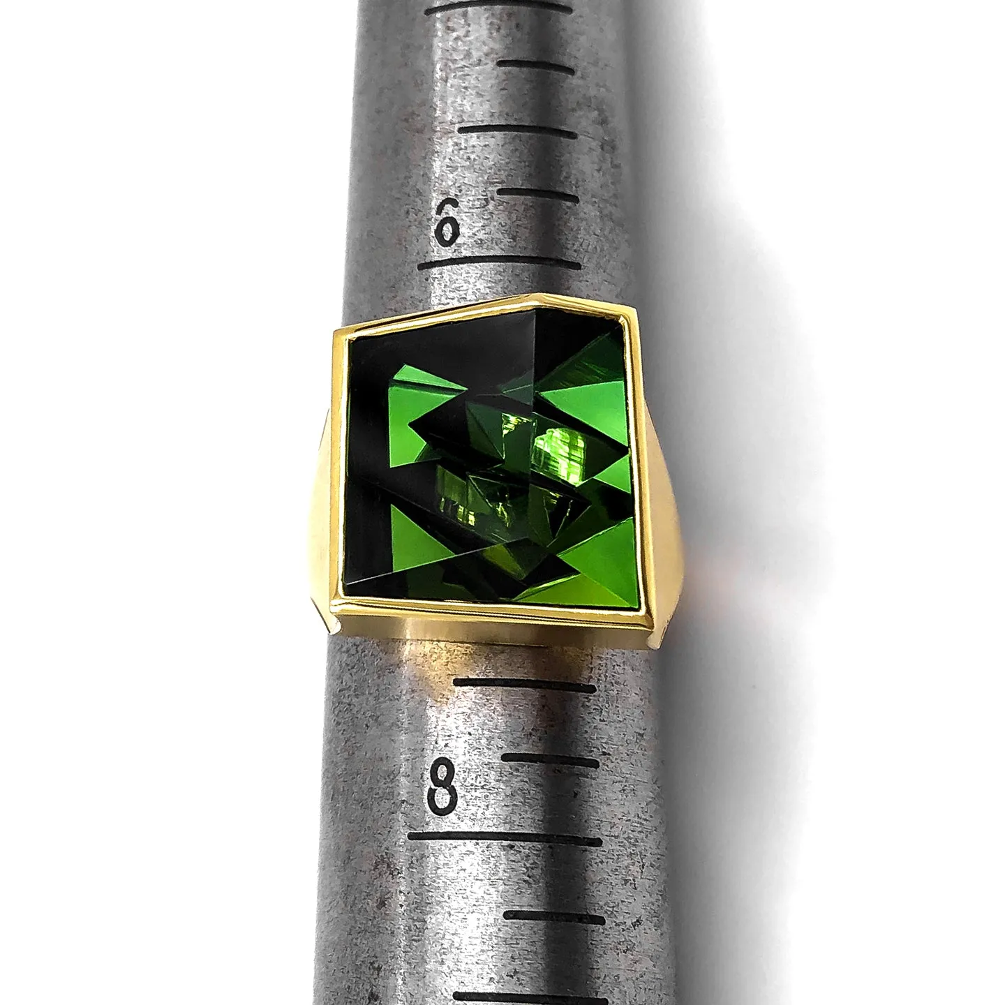 Atelier Munsteiner Finest 10.87 Carat Deep Green Tourmaline Ring