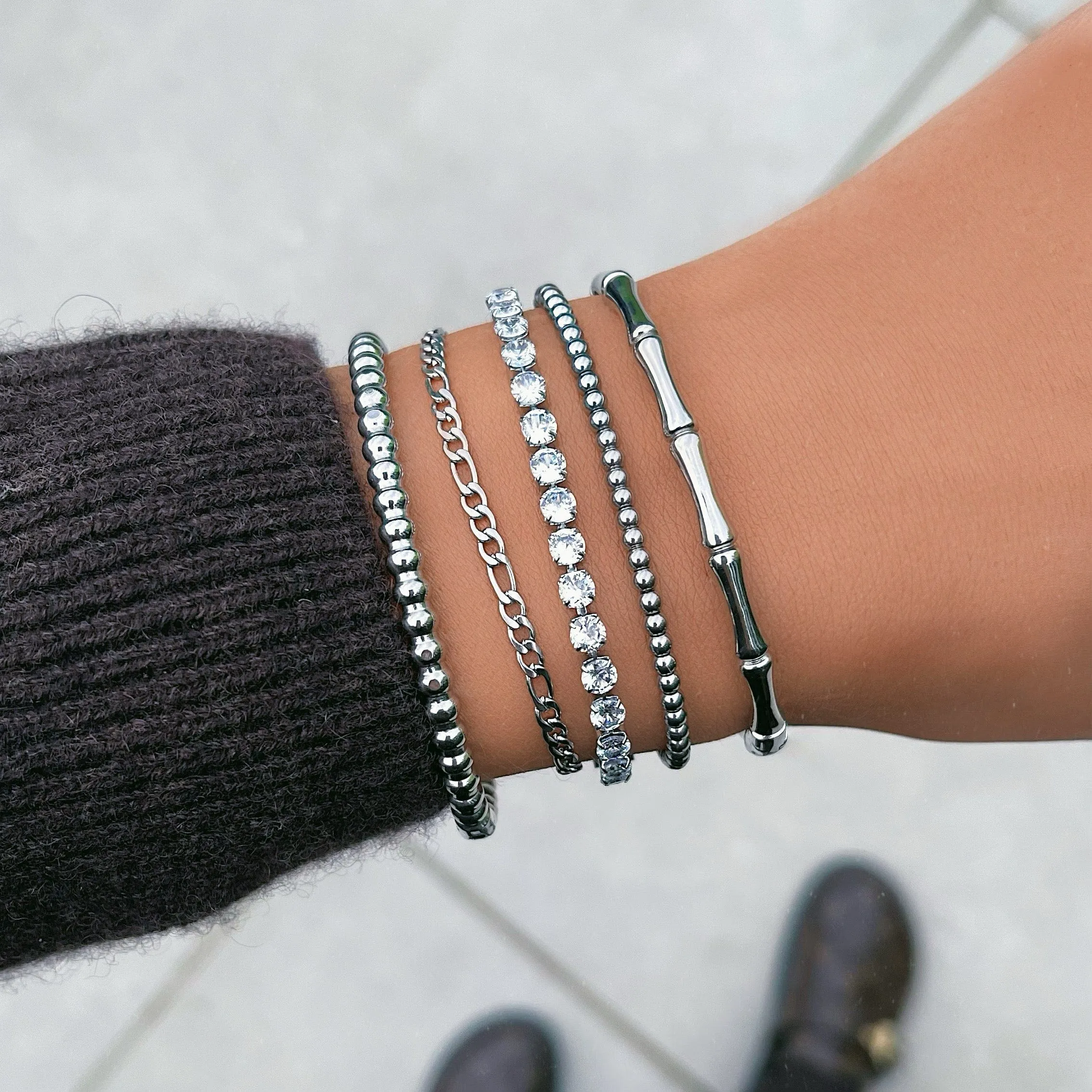 Dainty Figaro Bracelet