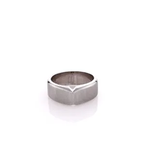 Estate Charriol 18k White Gold Brushed Design With Pinched Top Ring