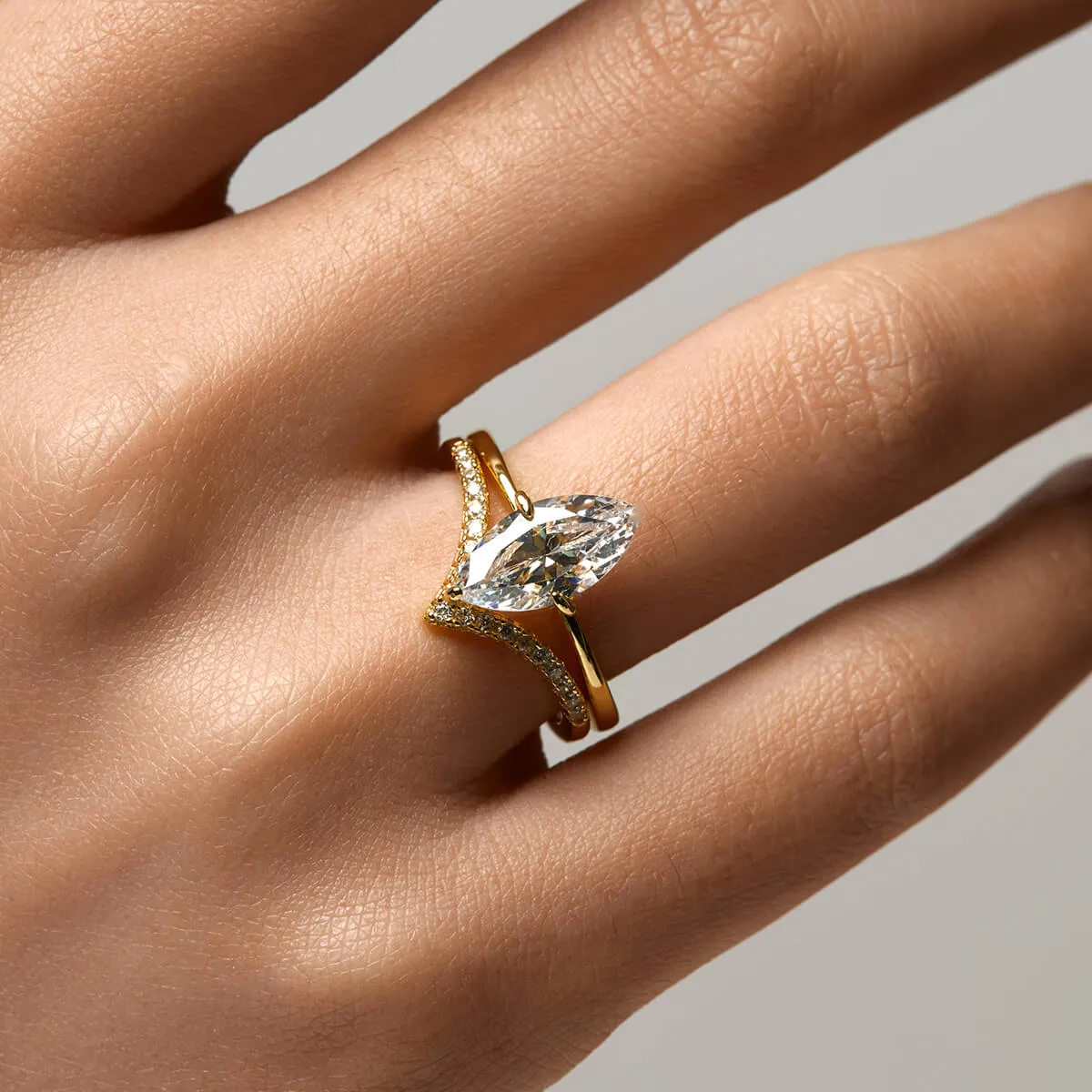 Feu Ring