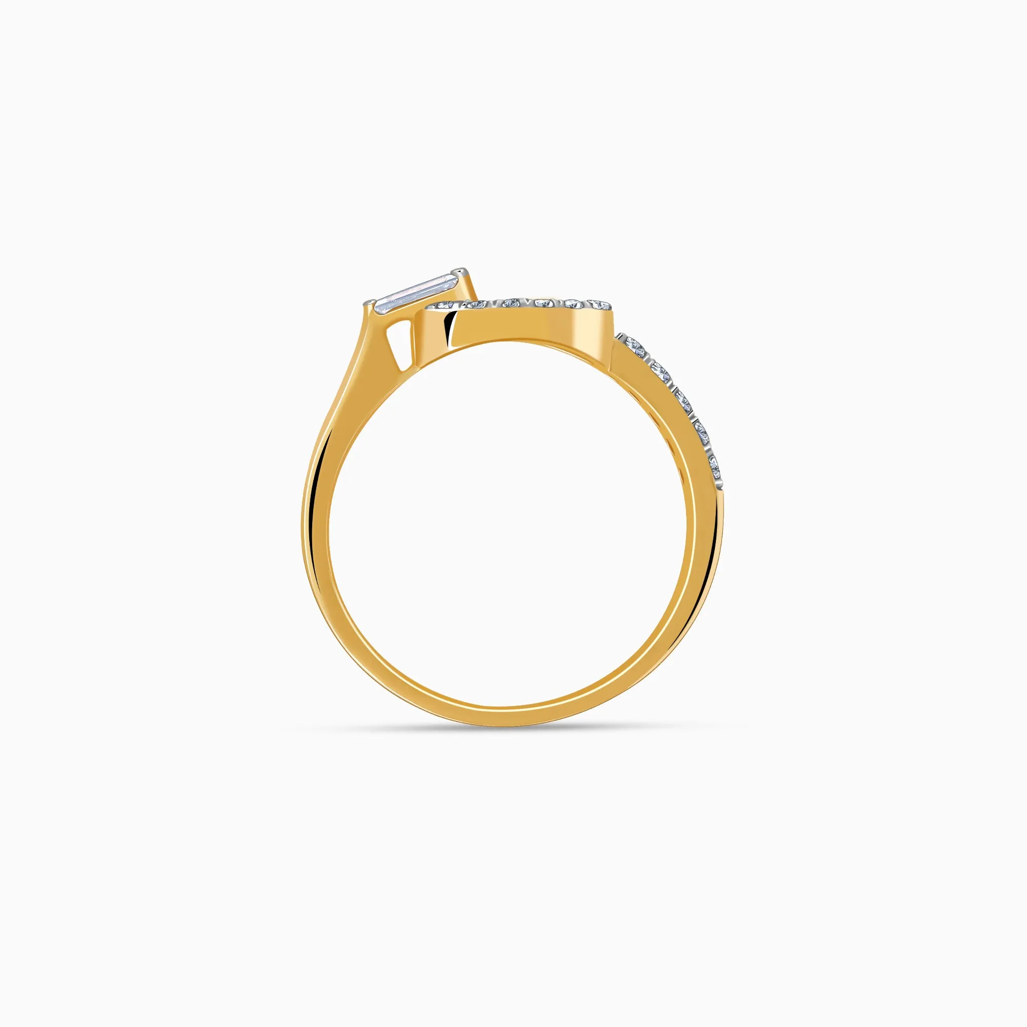 Gold Glamourous Cirque Diamond Ring