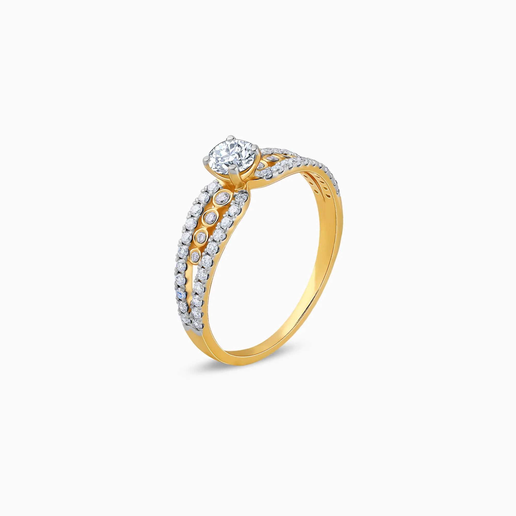 Gold Splendid Solitaire Diamond Ring
