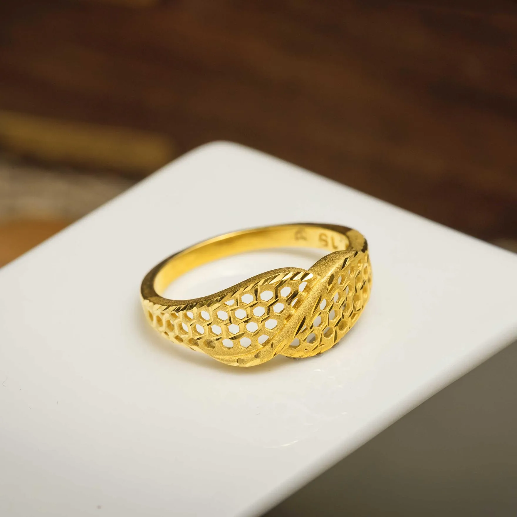 Golden Ring PGR83-041