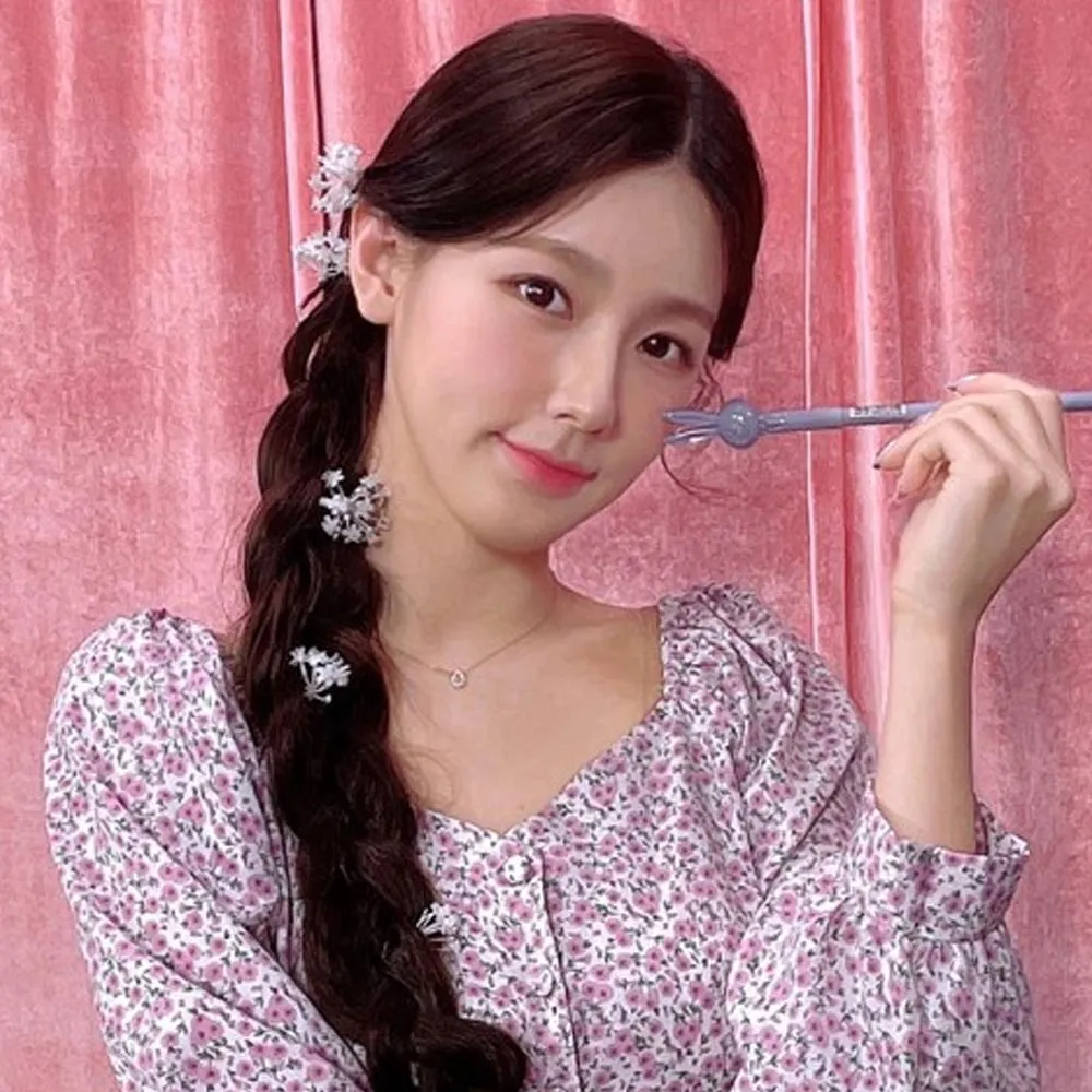 [IU,(G)I-DLE ]MOONSTONE TEARS Necklace