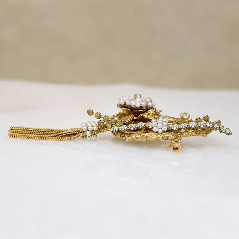 Lively Corsage Brooch Signed Hattie Carnegie