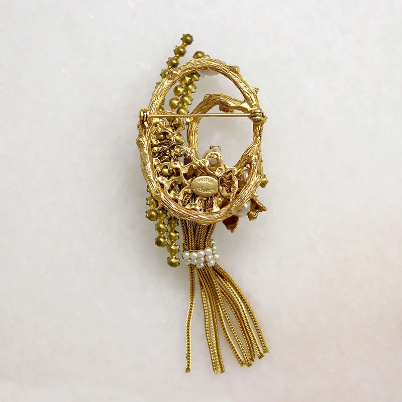 Lively Corsage Brooch Signed Hattie Carnegie