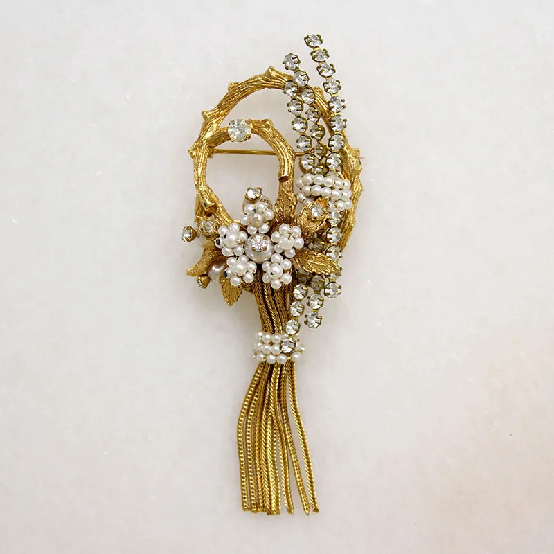Lively Corsage Brooch Signed Hattie Carnegie