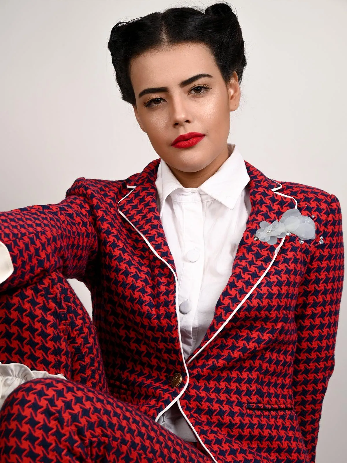 Odette Women White Fabric Brooch
