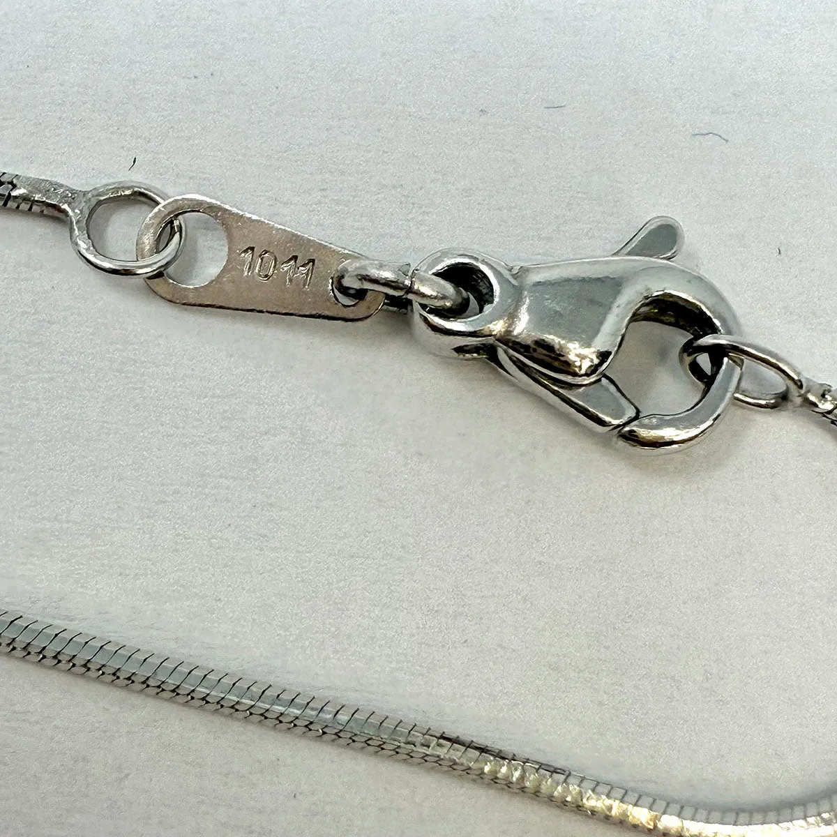 Platinum Necklace with Pearl and Diamond Pendant
