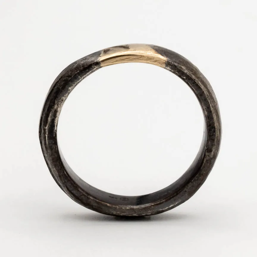 Relic Black & Gold Band