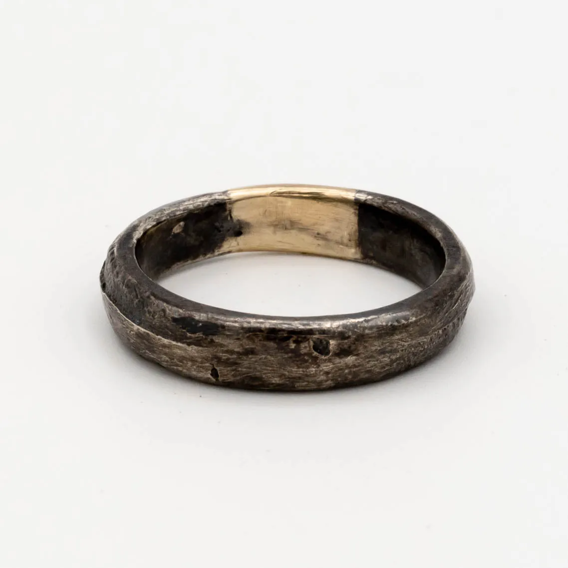 Relic Black & Gold Band