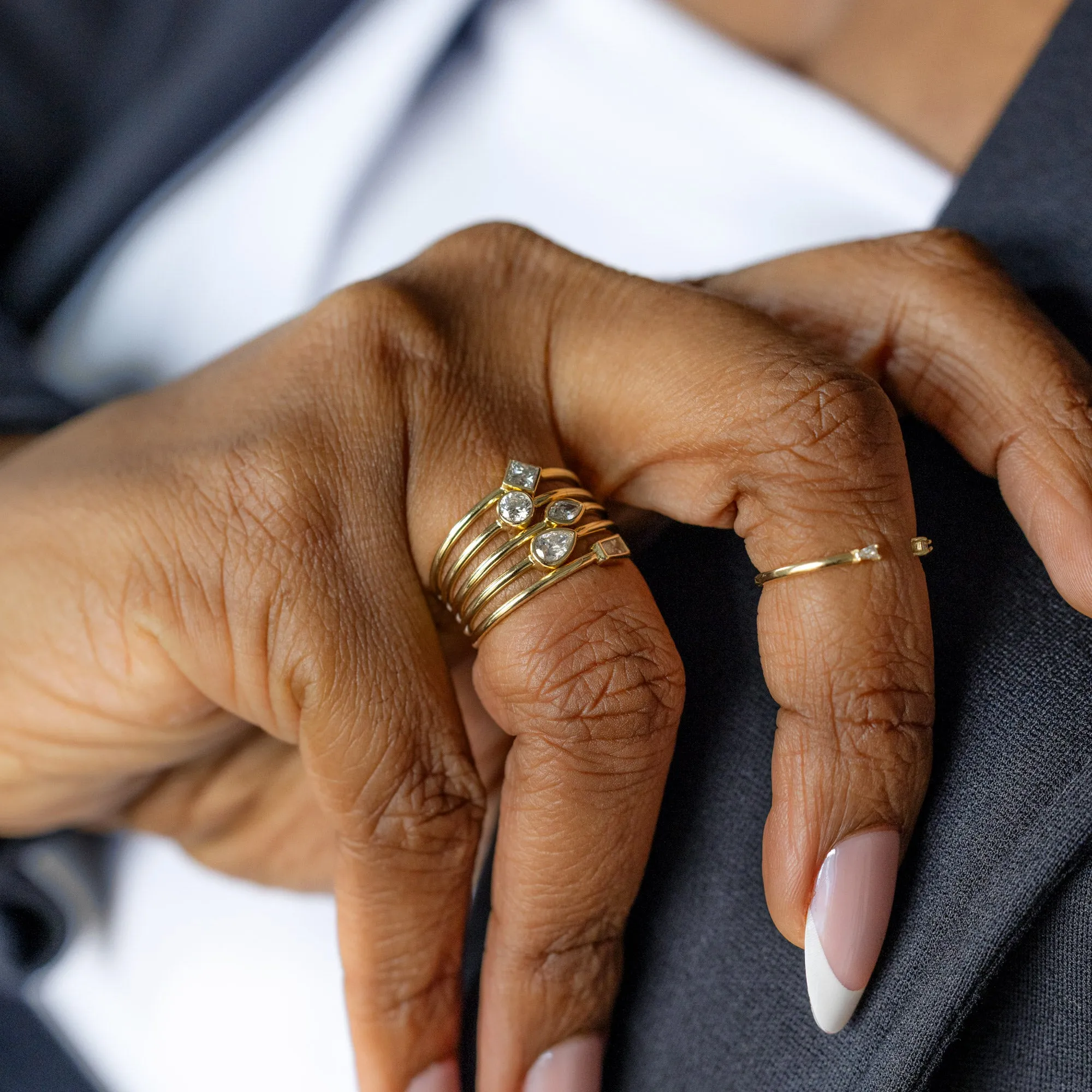 Round Diamond Stacking Ring | Yellow Gold