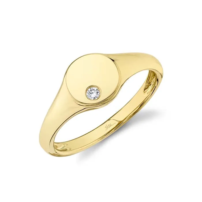 Shy Creation Diamond Signet Ring in 14K Yellow Gold