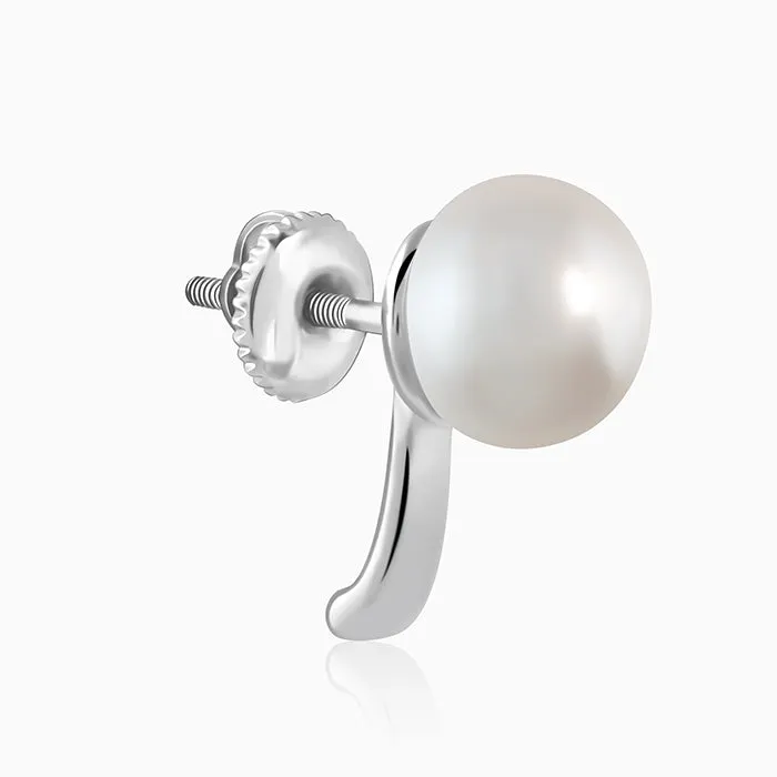 Silver Cute Pearl Studs