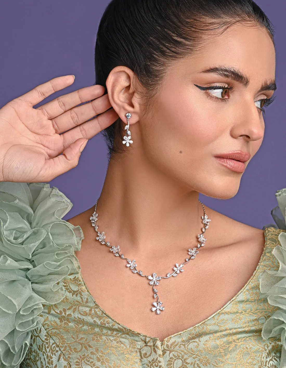 Silver Flower Necklace Jewellery Set
