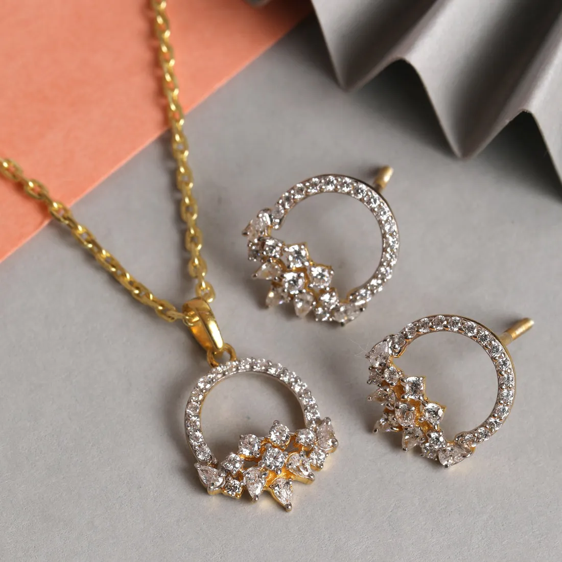 Silver Tica Jewellery Set
