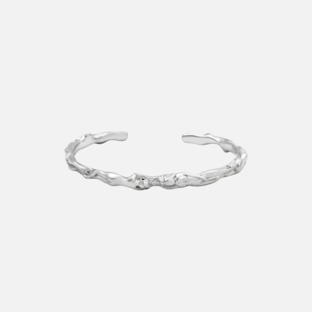 Sleeping Venus Cuff, Silver