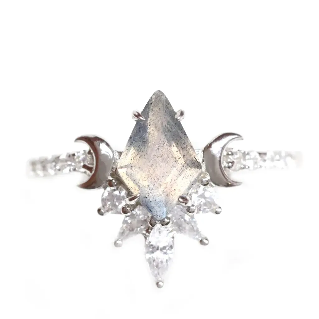Veronica Ice Ring