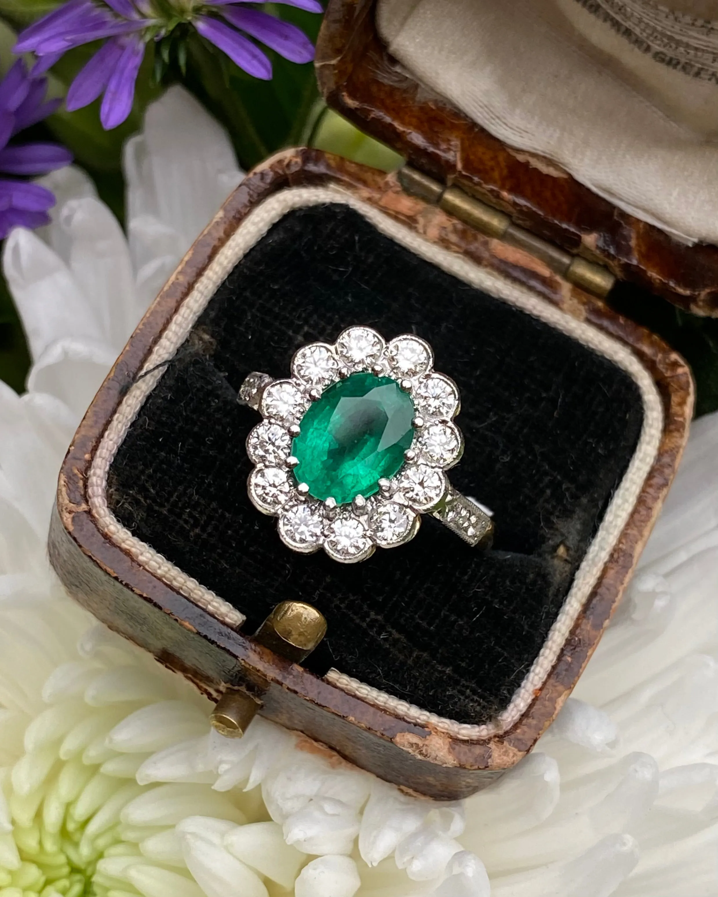 Victorian Style Emerald and Diamond Cluster Ring 18ct Yellow Gold 0.90ct   2.02ct