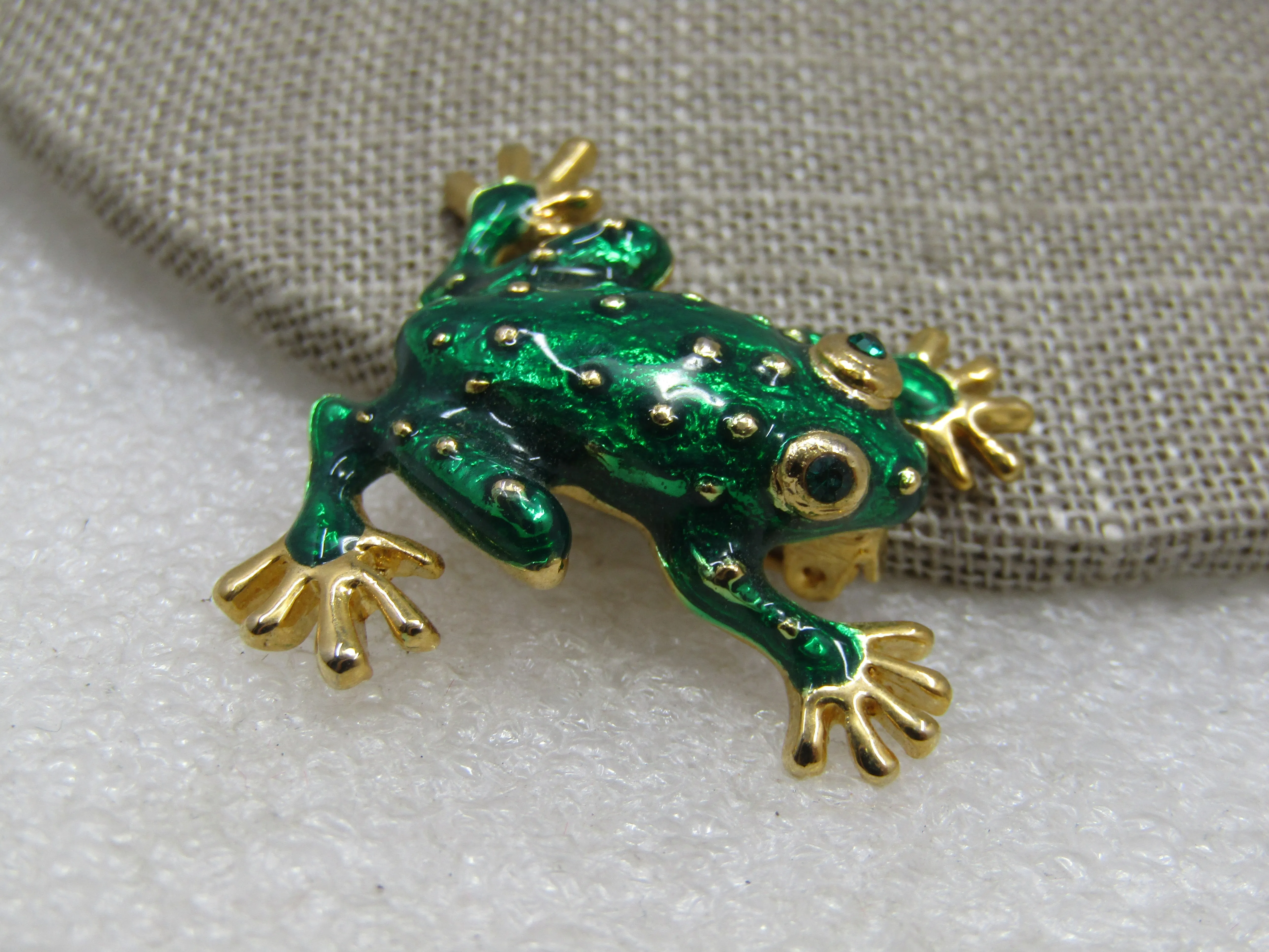 Vintage Enameled  Green Frog Brooch, Rhinestone Eyes. 1.25" tall and 1.5"