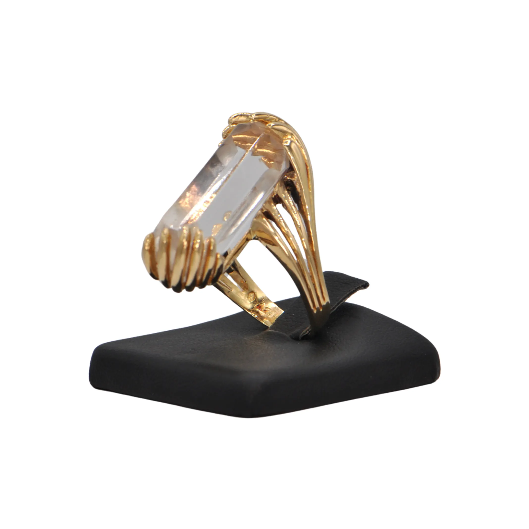 Vintage Quartz 18K Gold Ring